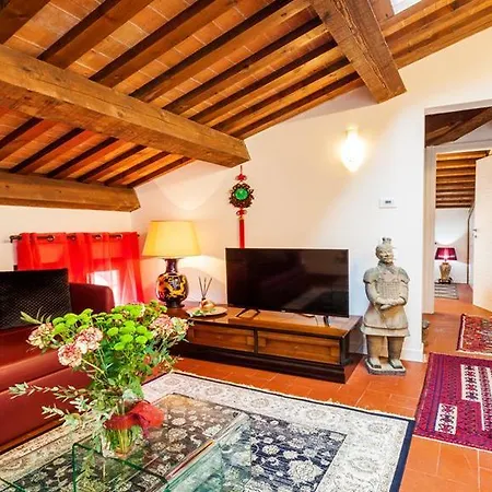 Residenza Vescovado Daire
